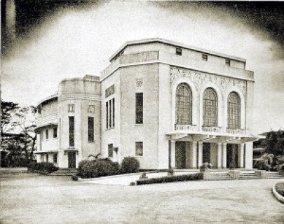 1932 The Auditorium of the Ateneo campus along Padre Faura street, Manila