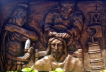 1989 Napoleon Abueva - EDSA Shrine, Stations of the Cross IV: Jesus is given the Crown of Thorns