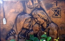 1989 Napoleon Abueva - EDSA Shrine, Stations of the Cross XI: Jesus addresses the Blessed Virgin and the Apostle John